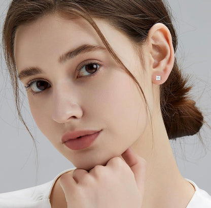 Princess Cut VVS1 Moissanite & Silver